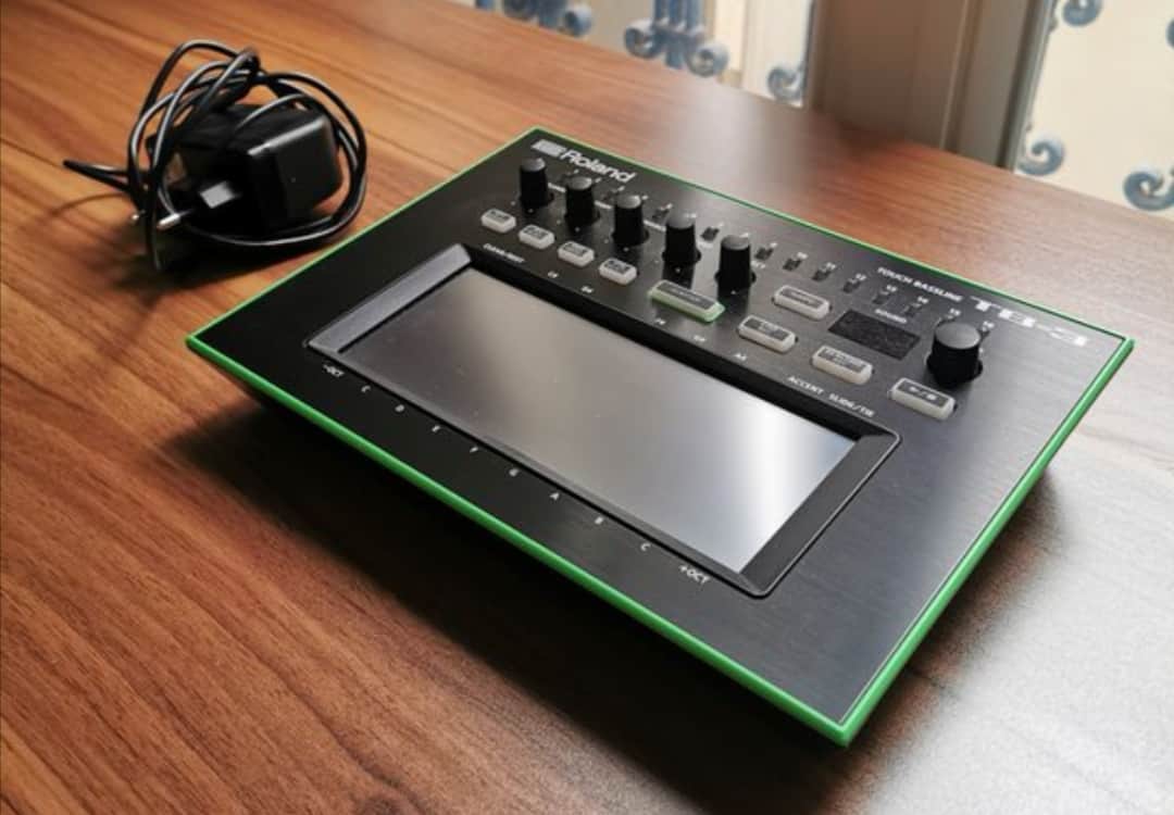 Roland TB-3
