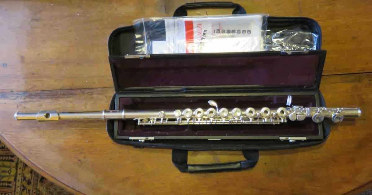 Flûte traversière Yamaha