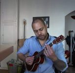 Pro donne cours ukulele