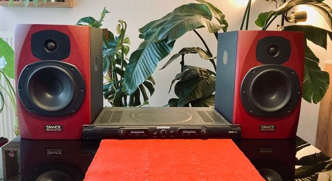 Enceintes monitoring Tannoy et ampli