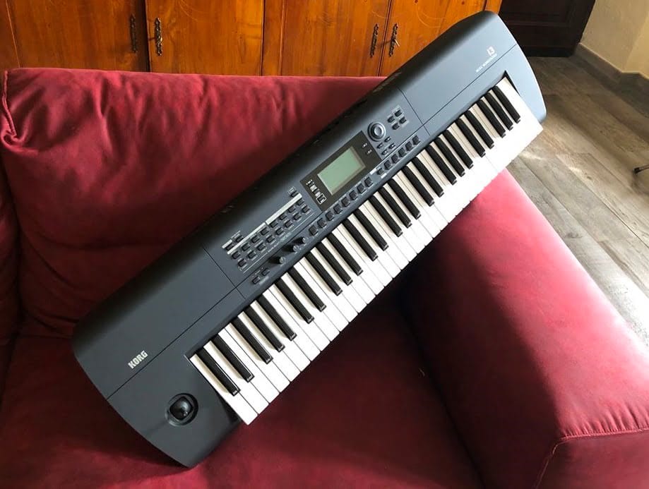 KORG i3