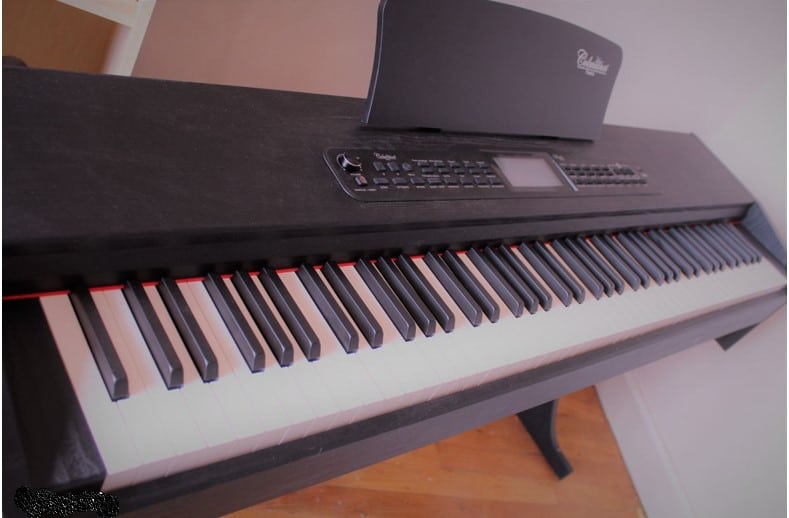 Piano numérique Olya