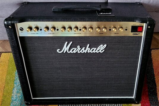 Ampli Marshall DSL 40C